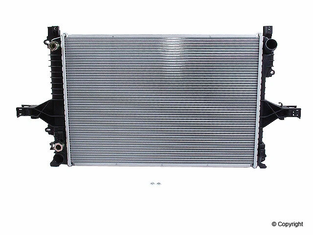 Genuine Volvo Radiator S80 V70 S60 XC70 31319056 2001 - 2008  - Image 1 of 1