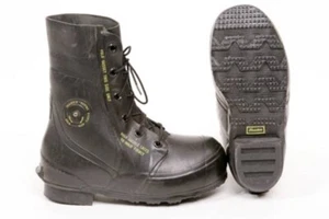 U.S. Armed Forces "Mickey Mouse" Boots W/Valve - Picture 1 of 1