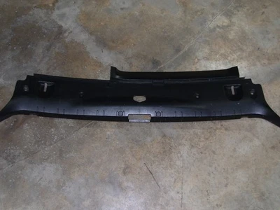 OEM 2002 BMW 745i rear trunk sill lower trim panel #51478223560 Foto 1 de 4