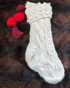 Calza natalizia nuova con etichette Hearth & Hand with Magnolia ~ maglia a cavo ~ SHABBY CHIC - Foto 1 di 6