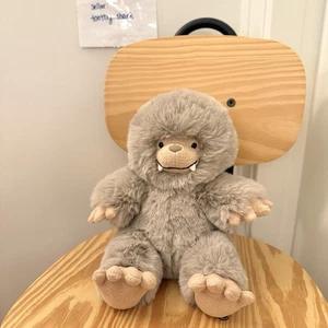 Jellycat Bo Bigfoot BNWT - Retired & Rare - 100% Real Super Soft - Fast Ship US - Picture 1 of 5