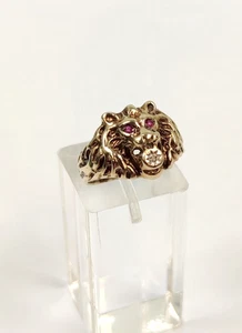 Vintage Kurioser Löwenkopf Ring 8 kt. 333 Gold 1x Diamant 2x Rubin als Auge Löwe - Bild 1 von 11