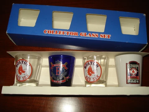 Boston Red Sox Shot Glass Set of 4 - New in Package Cover