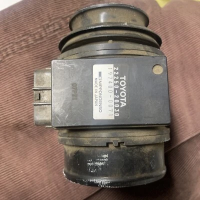 OEM 1994-1996 SENSOR DE FLUJO DE AIRE MÁSICO CAMRY & LEXUS ES300; TOYOTA 22250-20030 Foto 1 de 4