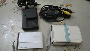 Sony Cyber-Shot DSC-T70 8.1MP 3x Zoom Touch Screen Camera - Picture 1 of 9