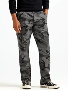 Men's Wrangler Relaxed Fit Comfort Flex Waist Cargo Pants w/ Stretch CHOOSE SIZE - Picture 1 of 12