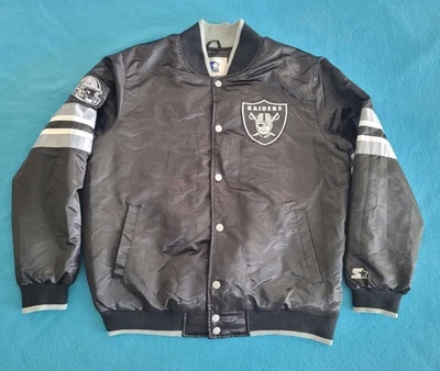 Las Vegas Raiders NFL Starter Jacket G-III Spell Out Satin Snap Black Men XL - Imagem 1 de 4