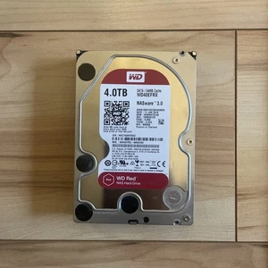 Western Digital WD4TB WD40EFRX 3.5" SATA NAS HDD Hard Drive - Afbeelding 1 van 2