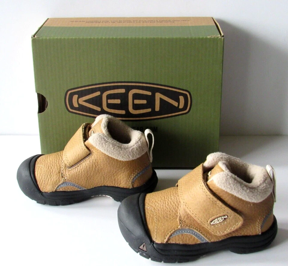 Keen Toddler Boy sz 5 Beige Touch-Fasten Insulated Fleece Waterproof Ankle Boots - Image 1 of 4