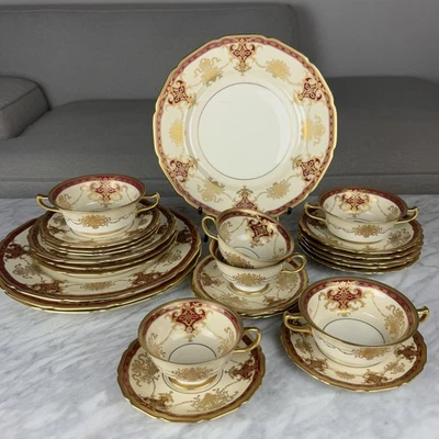 Raro único en su clase MARFIL ROSENTHAL Alemania ANTIGUO Juego de Cena Granate Oro 26 un. Foto 1 de 4