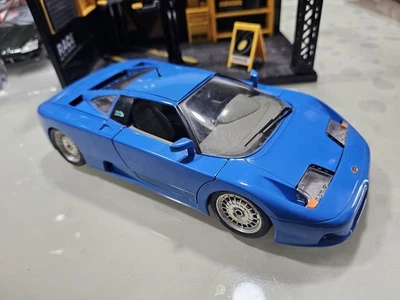 Modello auto Burago Bugatti 110 EB anno 1991 scala 1:18 Made in Italy - Immagine 1 di 4