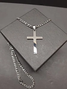 Colgante Cruz Acero Inoxidable con Collar 23" - Imagen 1 de 3