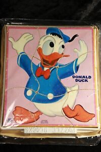 1950s DONALD DUCK Walt Disney The Gong Bell Vintage PUZZLE BLOCKS w/ Tray