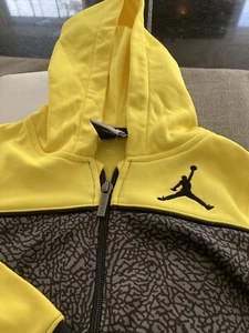 BOYS NIKE AIR JORDAN FULL ZIP HOODIE HOODY SIZE 4 VOLT YELLOW/GRAY NWT - Picture 1 of 4