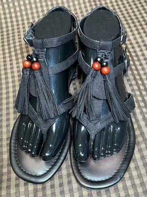 Mossimo Women's Size 7 Black Sandal Bead Tassel Flats Thong Strap Ankle Buckle - Image 1 of 4