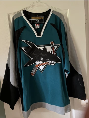 NWT Koho Authentic Jersey San Jose Sharks Signed By Teemu Selänne Cover
