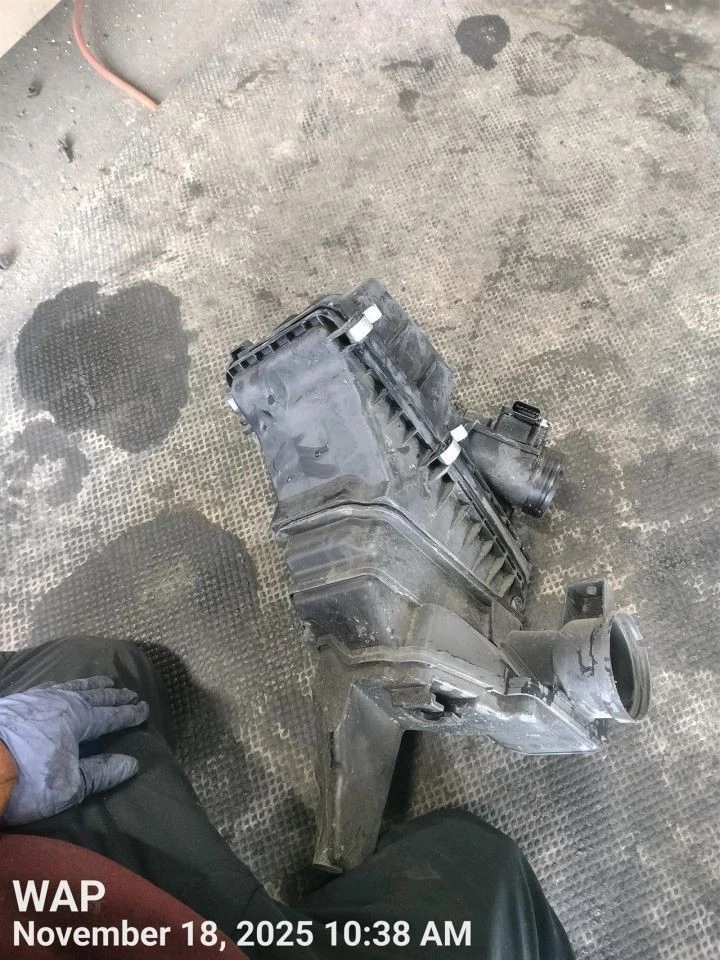 AIR CLEANER BOX 2019-2022 HONDA INSIGHT - Imagem 1 de 4