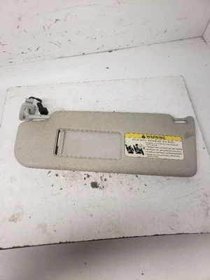 Parasol para conductor VIN K sedán de octavo dígito iluminado se adapta a 07-10 JETTA 1011856 Foto 1 de 4