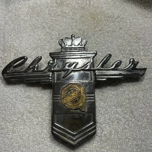 OEM Chrysler Hood Emblem 1946 1947 1948 New Yorker - Bild 1 von 11