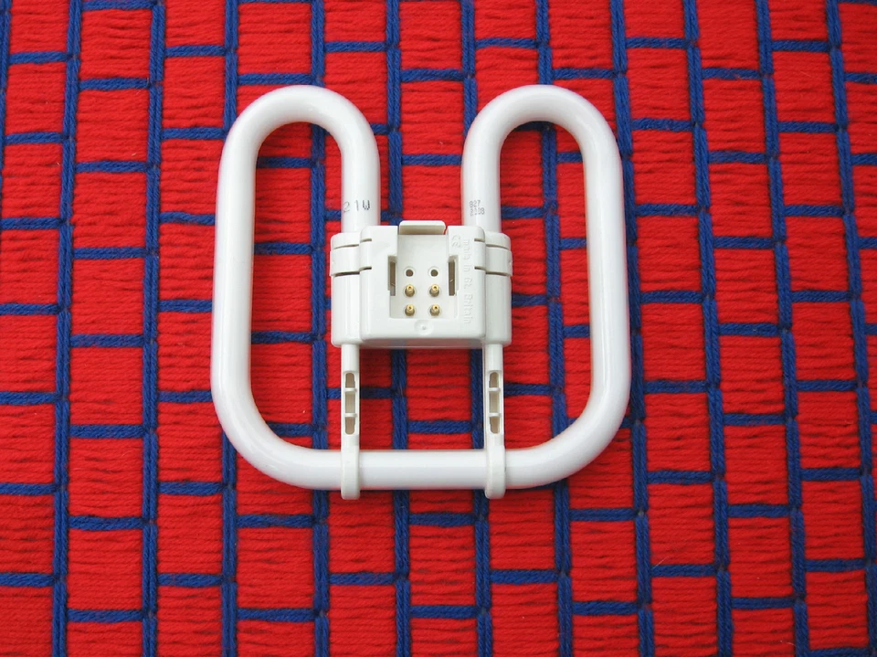 Lâmpada 2D 21 watts GE POLYLUX F212D/827/4p fluorescente compacta 21w 2700K CFL  - Imagem 1 de 4