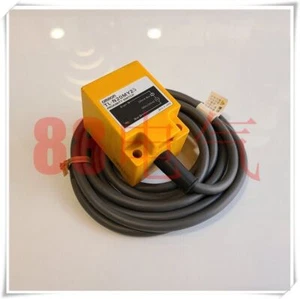 1pcs Used   TL-N20MY25 2m #E2 - Picture 1 of 4