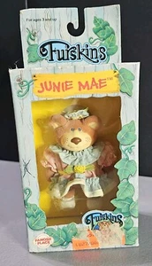 Vintage 1986 Furskins Junie Mae Teddybär bewegliche Figur Puppe Figur Spielzeug neu aus altem Lagerbestand - Bild 1 von 16
