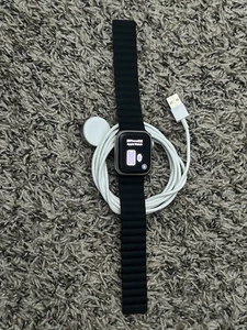 Apple Watch Series 7 41mm Aluminum - Picture 1 of 1