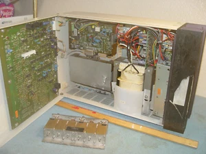 Motorola Radius R100 repeator with a duplexer UHF 460 band - Zdjęcie 1 z 6