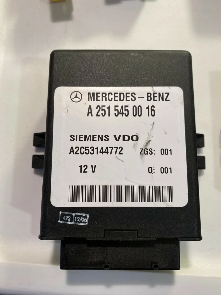 2006-2009 MERCEDES-BENZ R350 W251 AIR SUSPENSION CONTROL MODULE OEM A2515450016 - Image 1 of 1