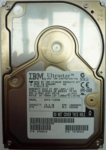IBM Ultrastar 36LZX 18 GB U160 SCSI 68 pin 10000 RPM disco rigido 3,5" - Foto 1 di 4
