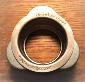 Insinkerator food waste disposal mounting hardware kit includes flanges, gask... - Picture 1 of 4
