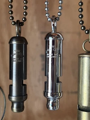 Acme Whistle Necklaces Choose silver or dark brass Foto 1 de 4