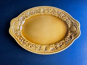 Royal Worcester Crown Ware Embossed Grapes Pears Amber Handled 13” Platter - Bild 1 von 5