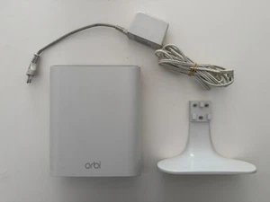Orbi RBS50Y Tri-band Mesh WiFi Outdoor Satellite Range Extender, 3Gbps - Bild 1 von 2