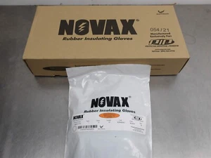 1 Pair NEW! PIP Novax Size 10 Rubber Insulating Glove Type1 Length11 150-0-11/10 - Bild 1 von 2