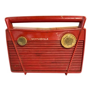 5P21R Vintage MCM red Motorola 5P32R AM Tube portable Radio AS IS Parts Repair - Picture 1 of 7