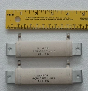 Paar 25 Ohm 55 W 5 % drahtgewickelte Keramik-Leistungswiderstände mit Montagebrkts: NOS - Bild 1 von 5