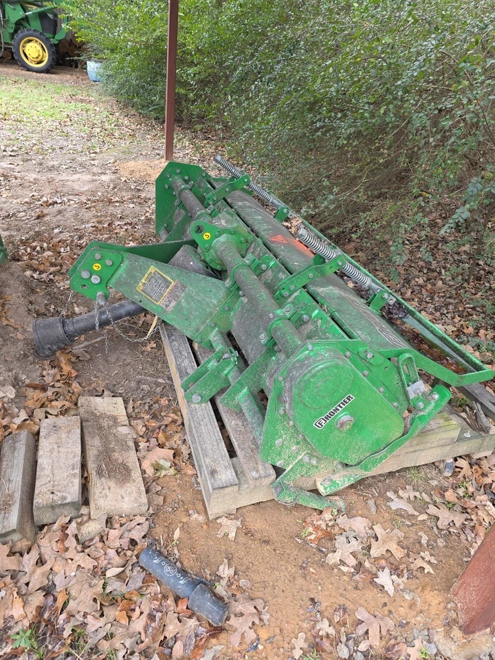 Cultivador John Deere Foto 1 de 1