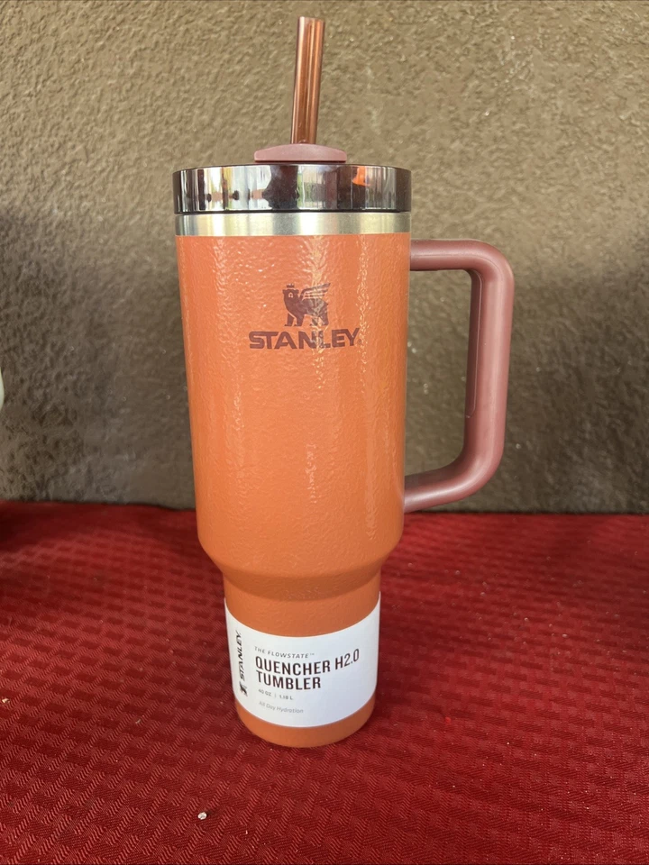 Clay Colored 40oz Stanley