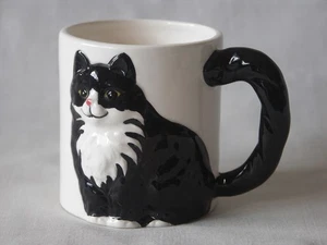 Taza de café Otagiri Cindy Sugawara gato blanco y negro pintada a mano en 3D - Imagen 1 de 7