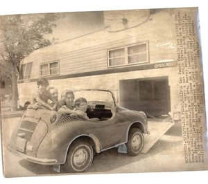 SAN PEDRO California FAMILY Builds MOBILE GARAGE in MOTORHOME 1971 Press Photo - Picture 1 of 2