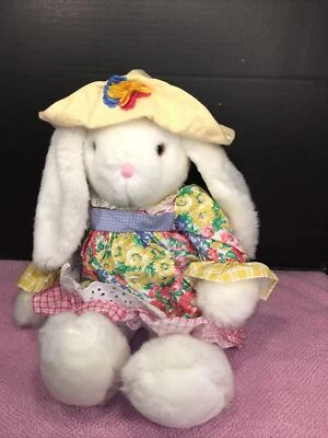 VGUC-VINTAGE-20” 1996 Toys R Us Geoffrey Penny & Peter Cottontail Plush Rabbit - Image 1 of 4