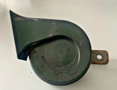 2010-2017 Chevrolet Equinox GMC Terrain 400Hz Horn E4 000099 Fabricante de Equipamento Original  - Imagem 1 de 4