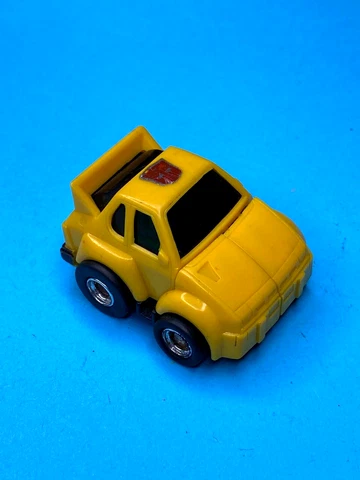 Vintage Hasbro Transformers G1 Pre-Rub Mini Autobot Cliffjumper Yellow Version Cover
