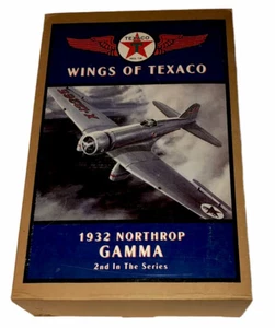 Banco de monedas diecast Northrop Gamma 1932 "Wings of Texaco" segundo en la serie NUEVO - Imagen 1 de 6