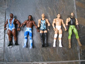 WWE LOTTO DI 5 ACTION FIGURE - Foto 1 di 8