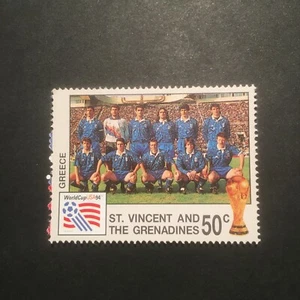 USA World Cup 1994 Stamp (St Vincent and the Grenadines) - Greece - Picture 1 of 2