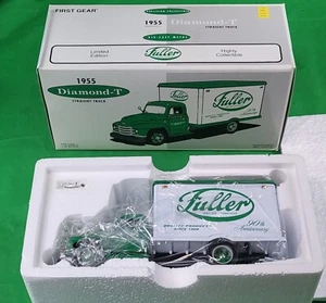 First Gear 1955 Diamond-T Straight Truck Fuller Brush #19-2007 w/Box & Packaging - Picture 1 of 7