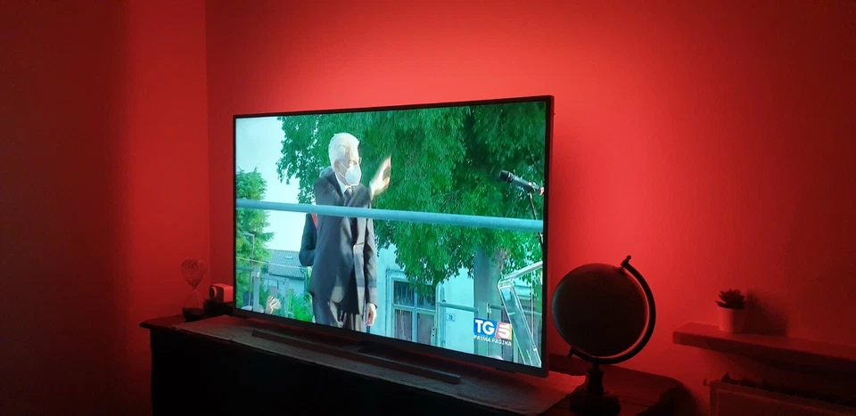 Televisore 50 Pollici Nuovissimo Circa 1 Anno, Philips Android Tv, 4k  - Immagine 1 di 4