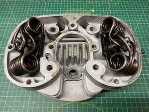AJS Matchless 350 cc Alloy Cylinder Head Professionally Cleaned & Rebuilt - Picture 1 of 13